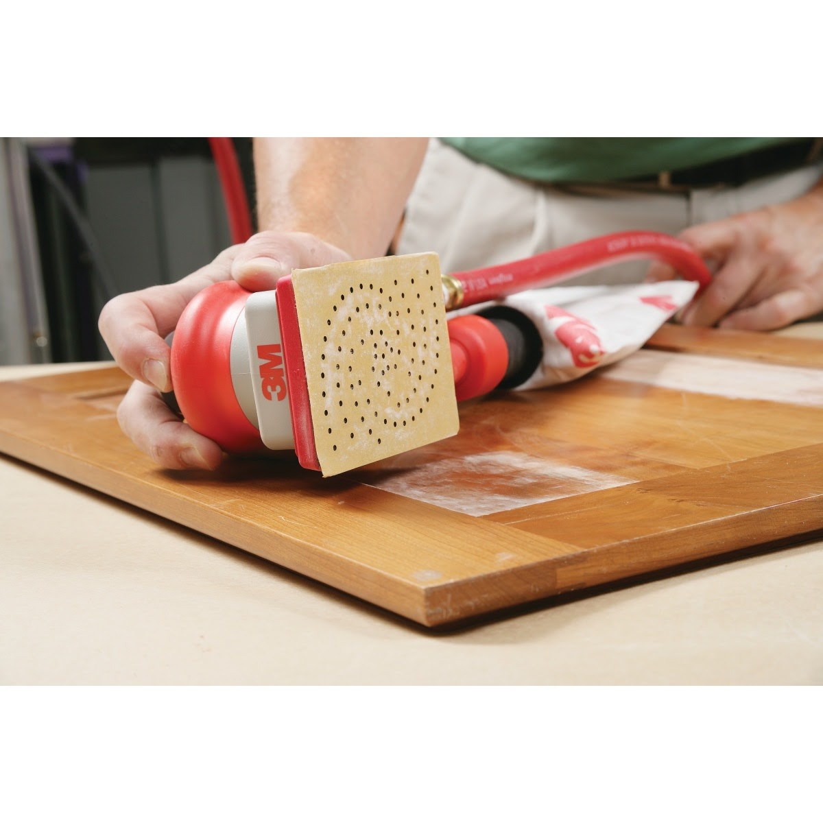3M 236U Hookit Clean Sanding Sheet, P80 C-weight, 3 in x 4 in, Die M574 (7000119616) (500 Pack) - 3