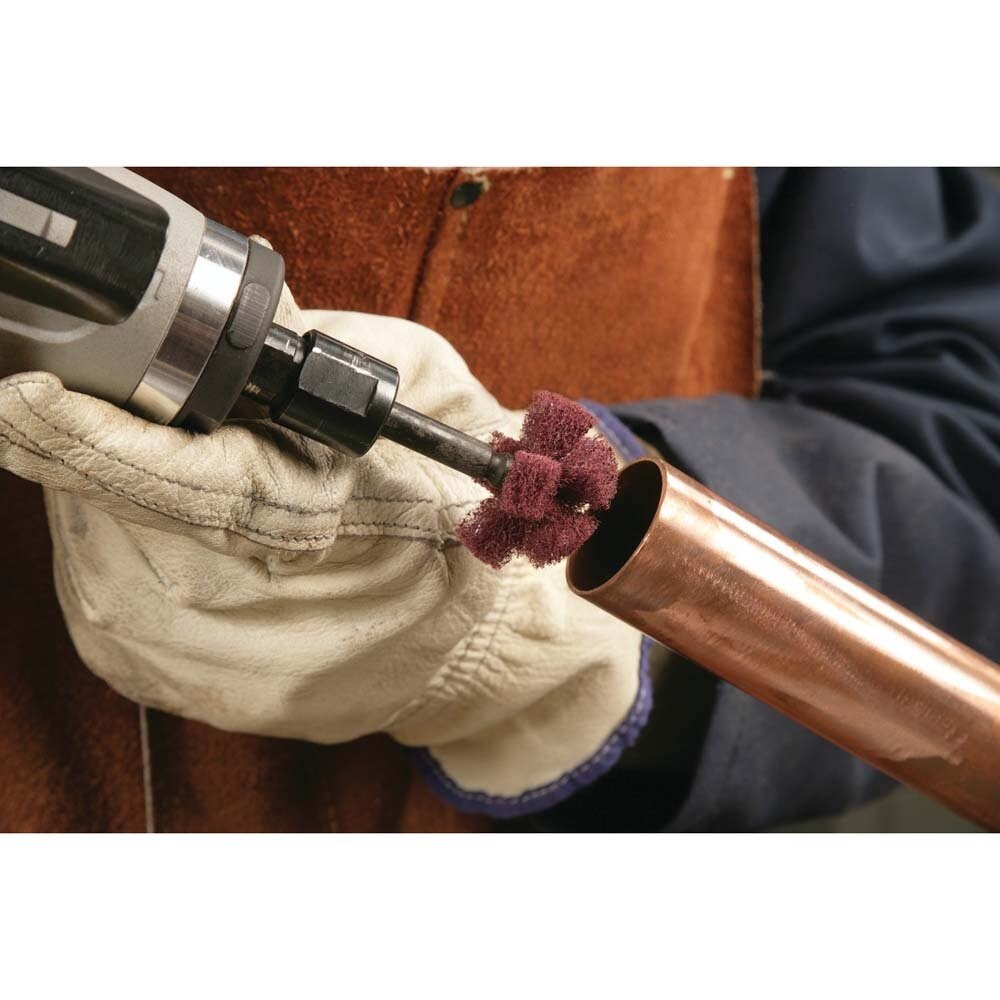 3M 7000121120 Scotch-Brite Cross Buff, 1-1/2 in x 3/8 in x 2 PLY x 8-32 High Strength A MED (25 Pack) - 5