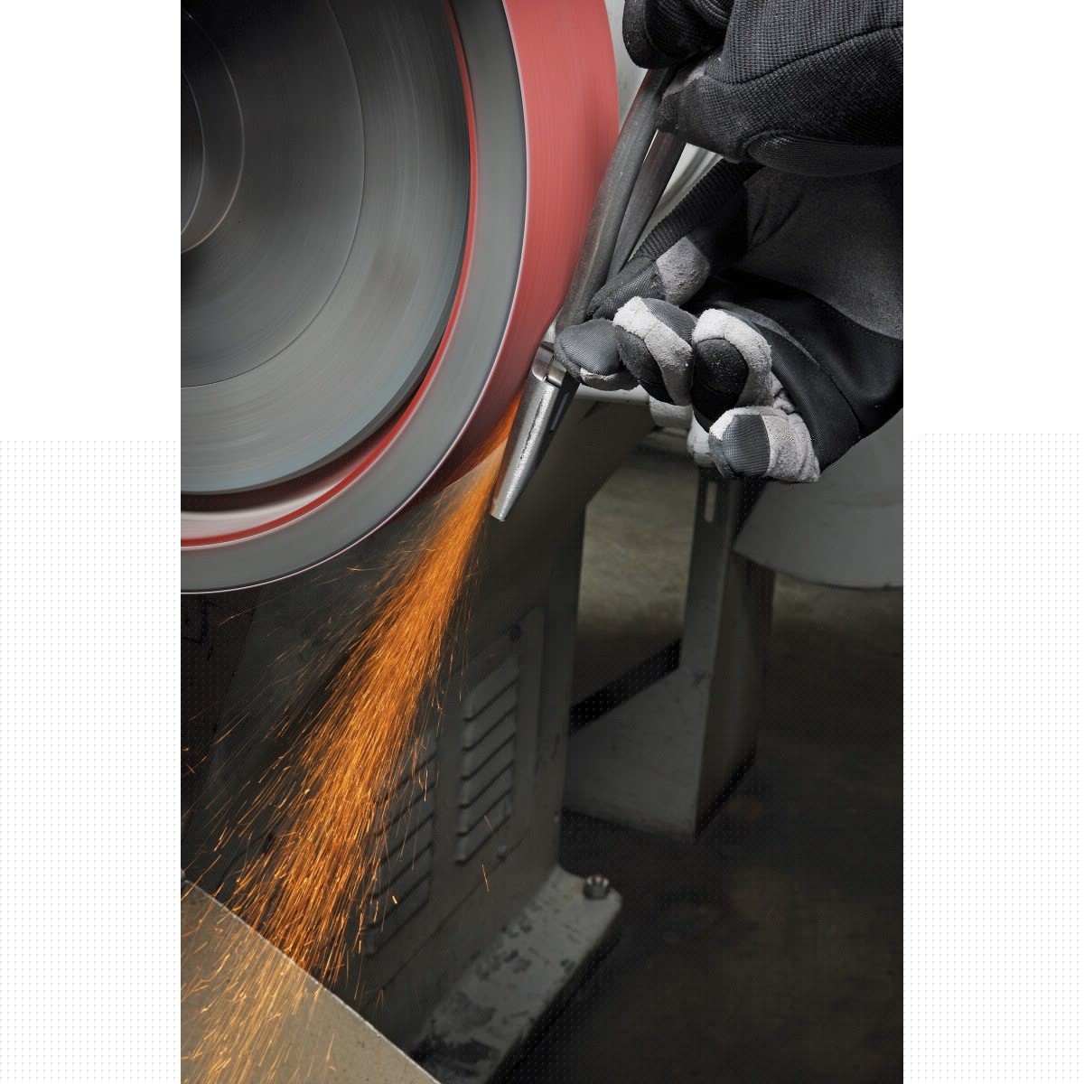 3M 947A Cubitron II Cloth Belt, Film-lok, Single-flex, Precision Shaped Ceramic 120+ Grit, X-weight Poly-cotton, 6 in x 48 in (7010299911) (20 Pack) - 5