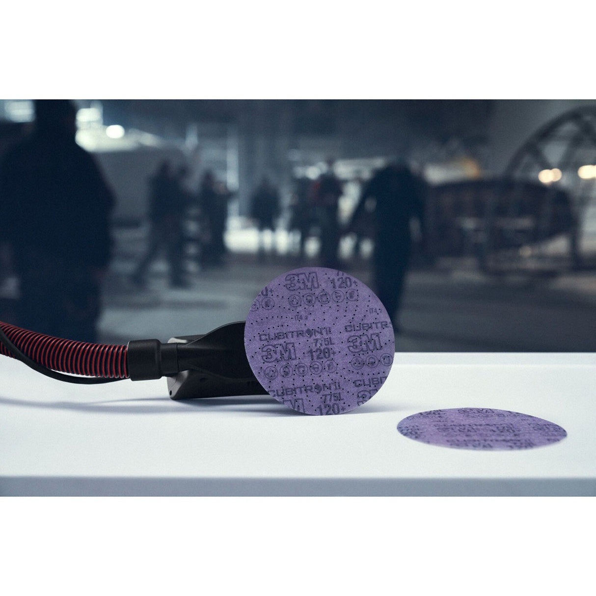 3M 775L Xtract Cubitron II Film Disc 220+ 5 in Die 500LG (7100064270) (50 Pack) - 6