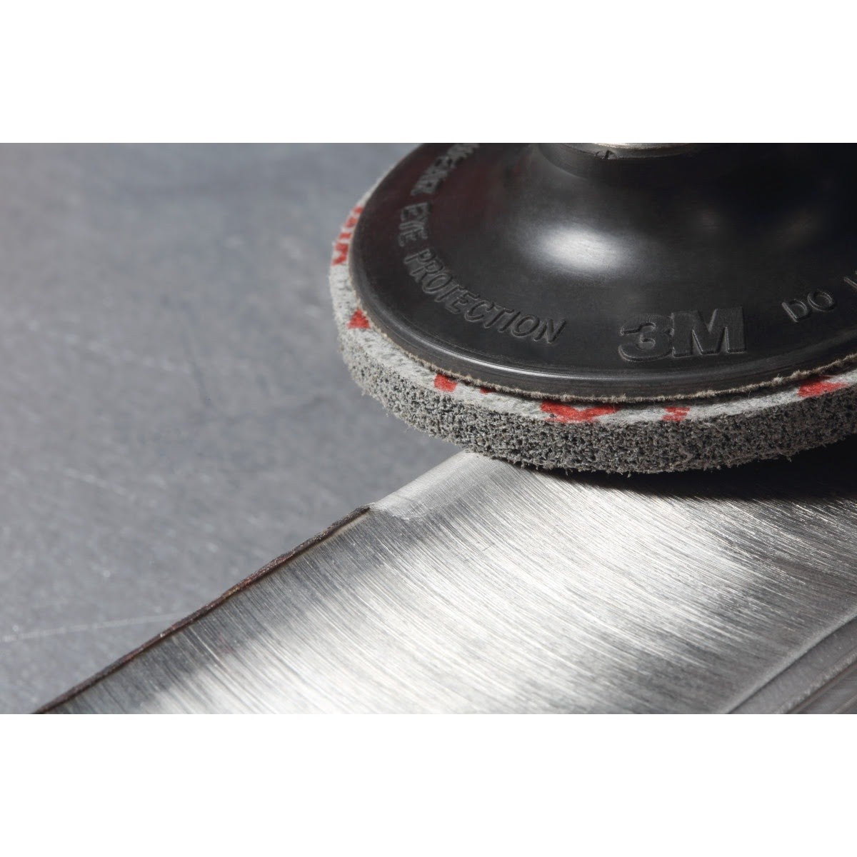 3M DP-UR Scotch-Brite Roloc Deburr & Finish PRO Unitized Wheel, 6C Medium+, TR, 3 in x 1/8 in (7100081366) (40 Pack) - 6