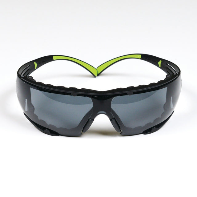 3M SecureFit Safety Glasses, Z87 Plus Anti-Fog Anti-Scratch Gray Lens, Green Black Frame, Removable Foam Gasket, Polycarbonate, UV Protection (SF402AF-FM) (7100112244) (20 Pack)
