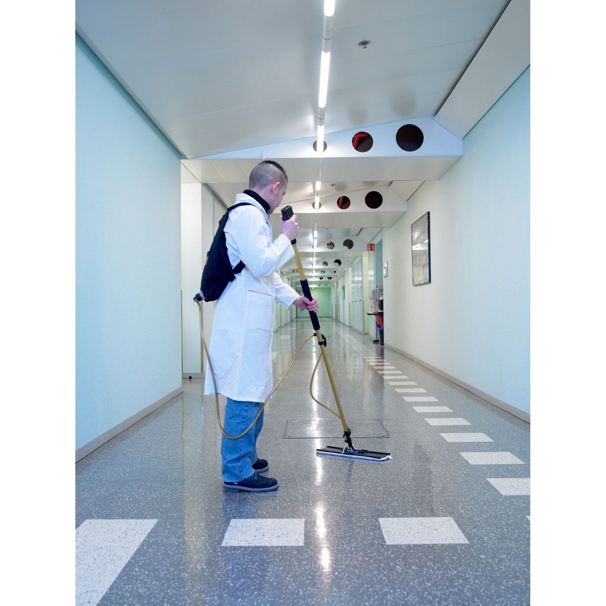 3M 55433 Easy Shine Floor Finish Applicator Kit, Backpack System (7100134540) - 6