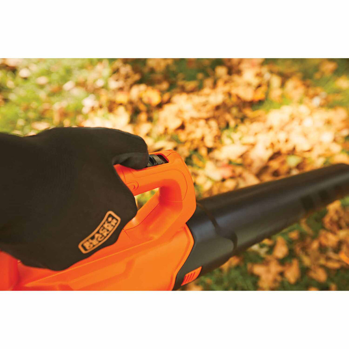 Black & Decker BCBL700D1 20V MAX* Axial Leaf Blower - 9