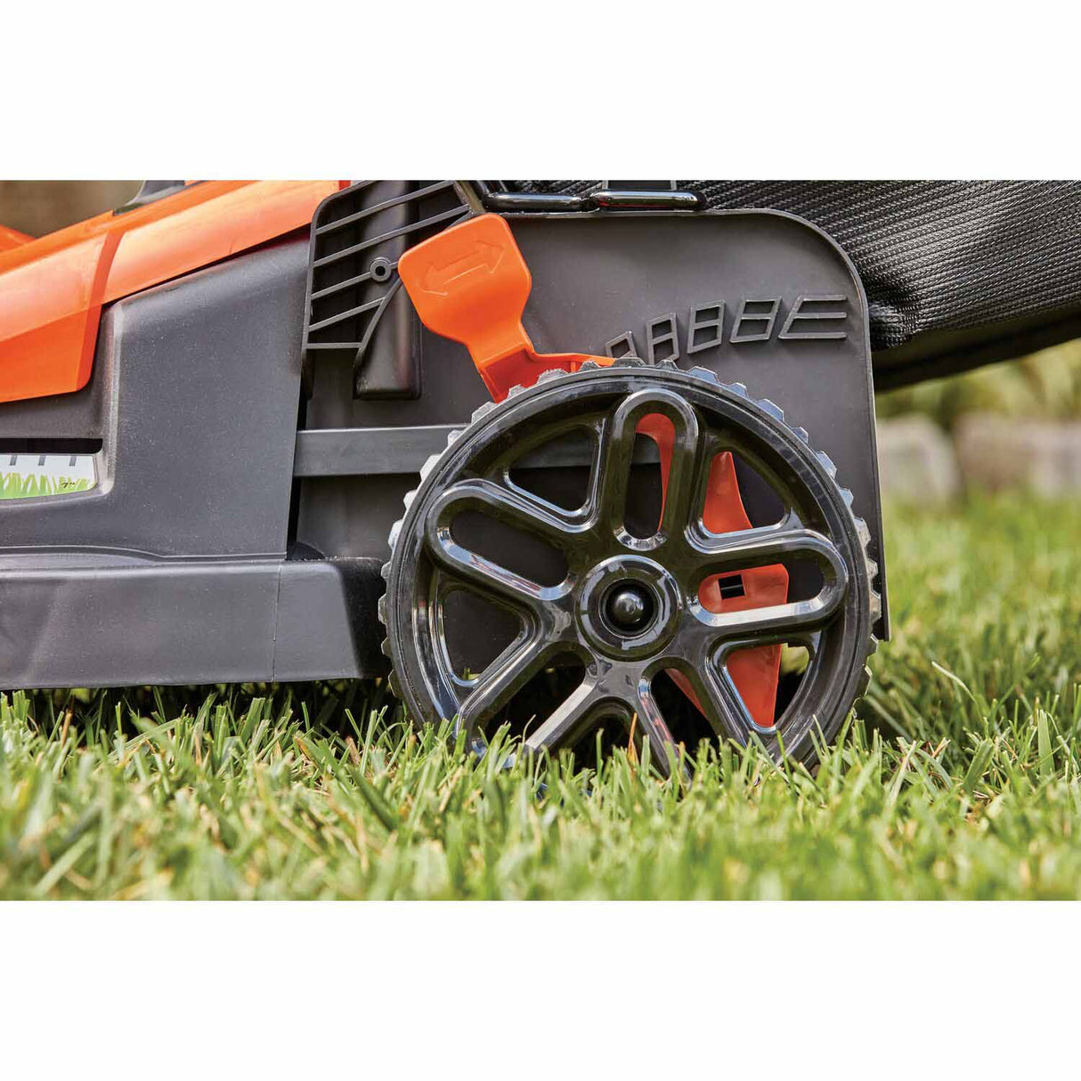 Black & Decker BEMW482BH 12 Amp 17 in. Electric Lawn Mower with Comfort Grip Handle - 7