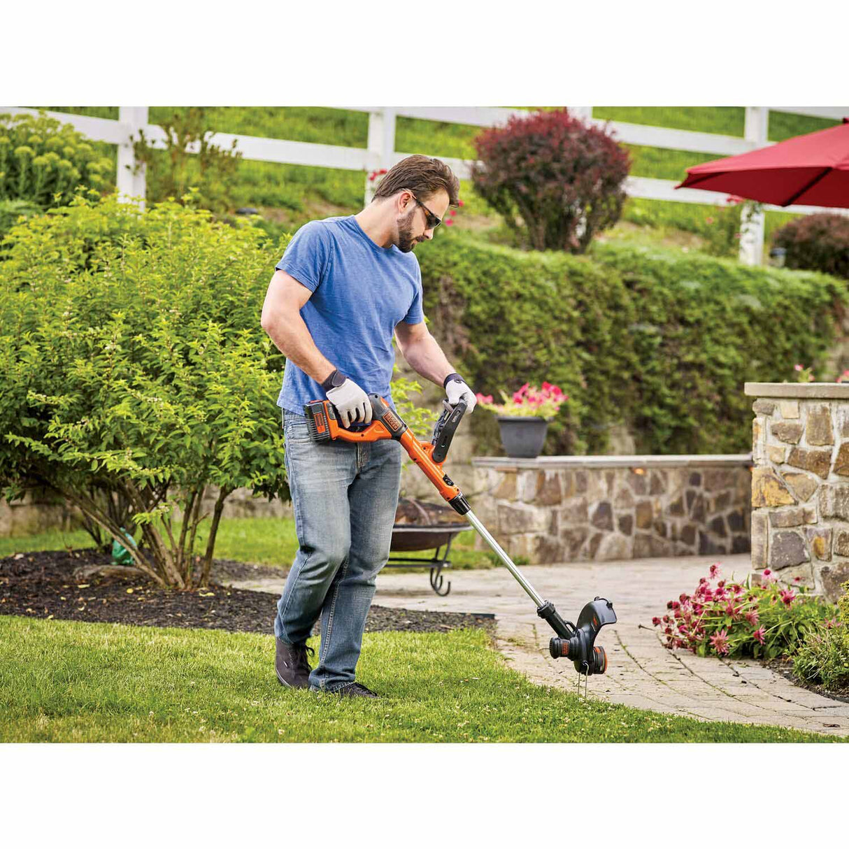 Black & Decker LST140C 40 V MAX Lithium String Trimmer - 11