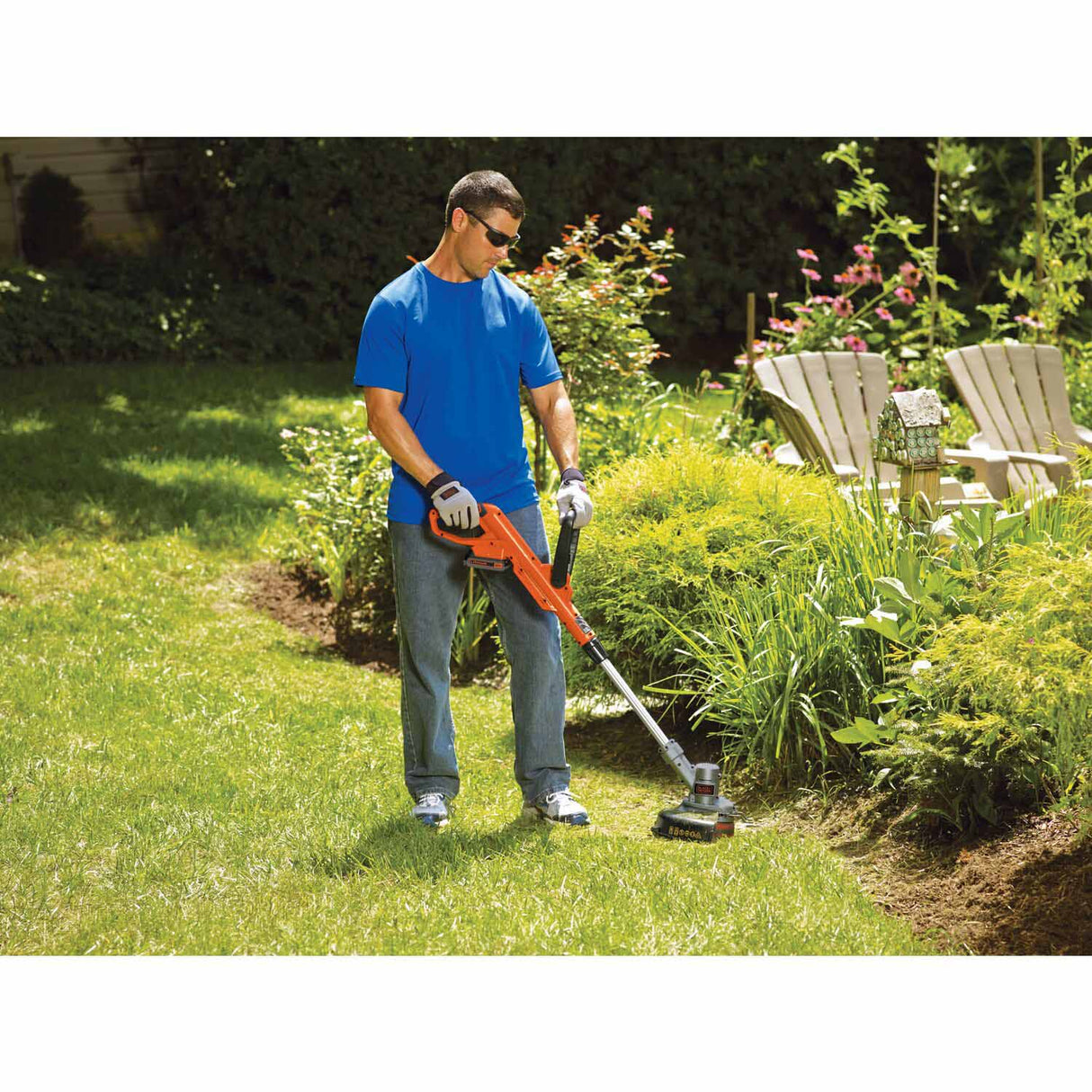 Black & Decker LST300 20V MAX Lithium 12 in. Trimmer/Edger (LST300) - 11