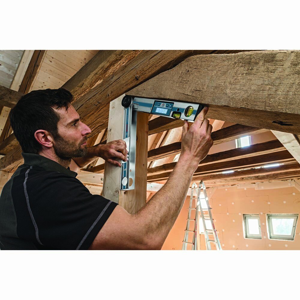 Bosch GAM 220 MF 17.6" Digital Angle Finder with Miter Calculator and Level - 5