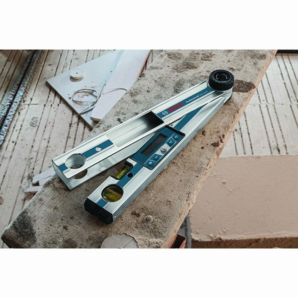 Bosch GAM 220 MF 17.6" Digital Angle Finder with Miter Calculator and Level - 9