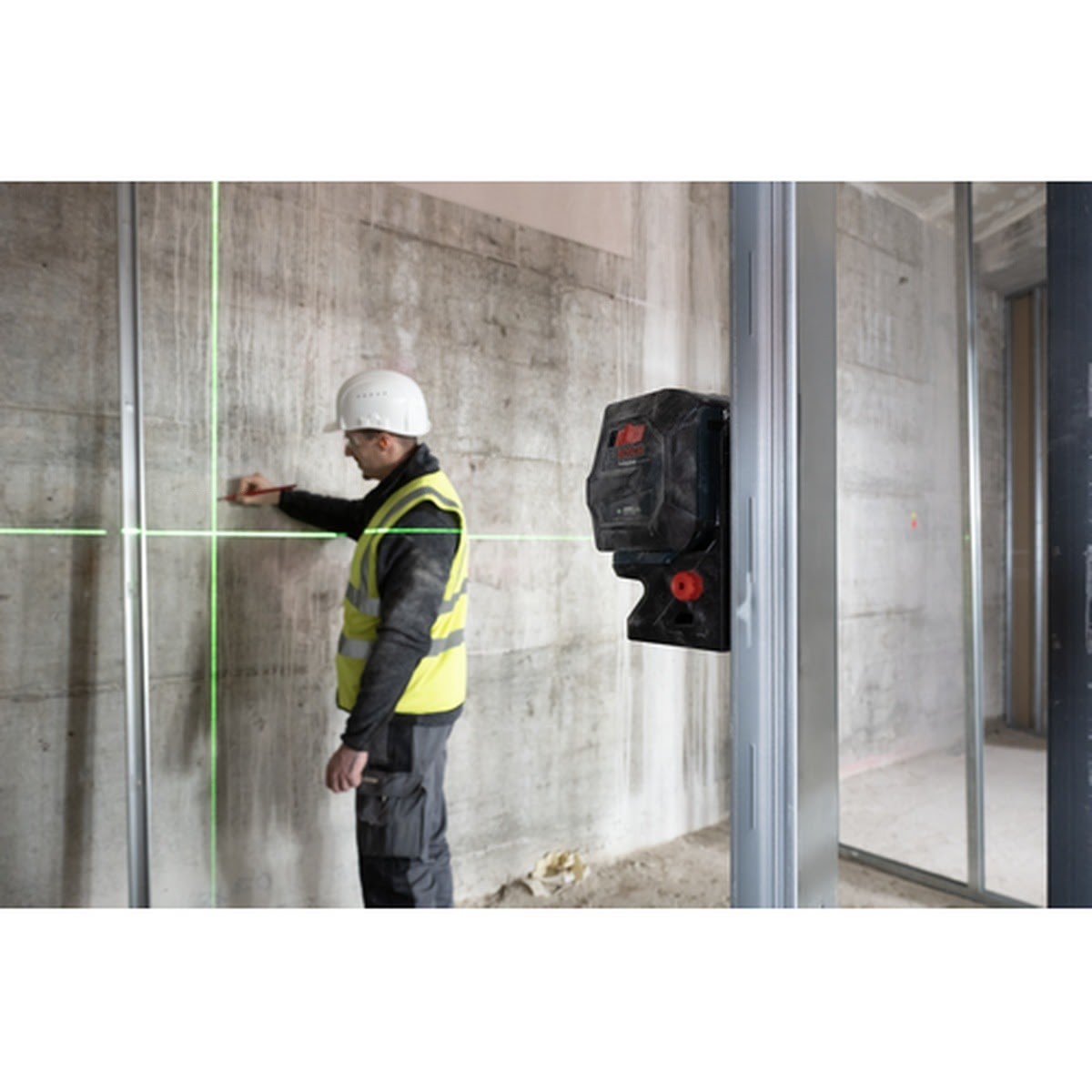 Bosch GCL165-42GL 3.7V Green-Beam Self-Leveling Cross-Line Laser with Plumb Points and Li-Ion Battery - 5