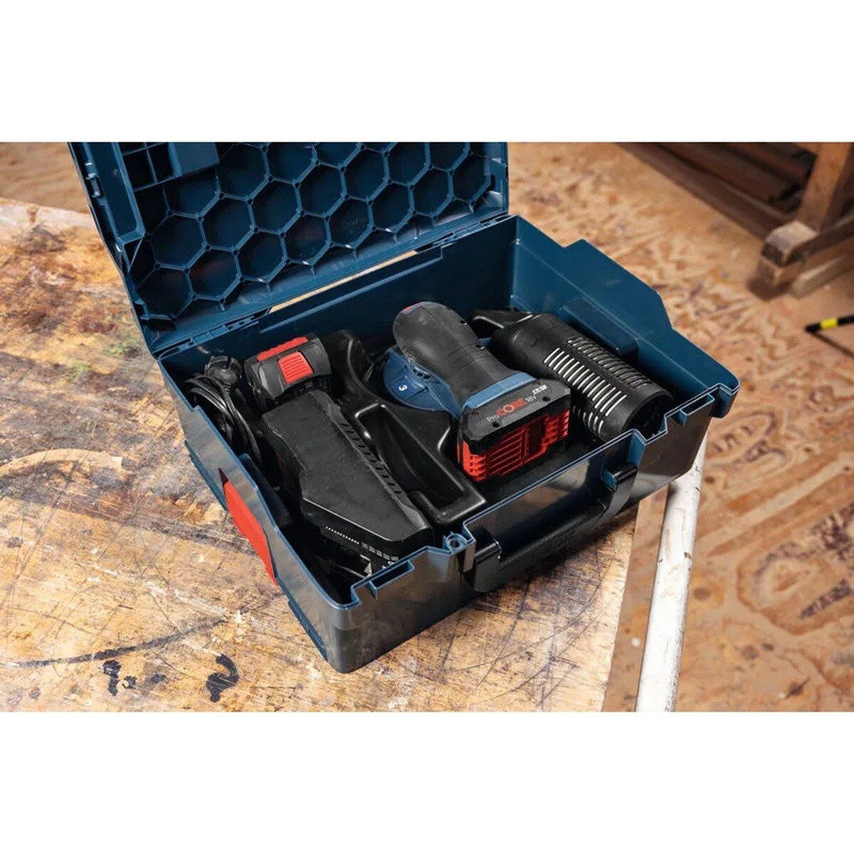 Bosch GEX18V-150-3N 18V Brushless 6" Random Orbit Sander Bare Tool with 3 mm Orbit - 2