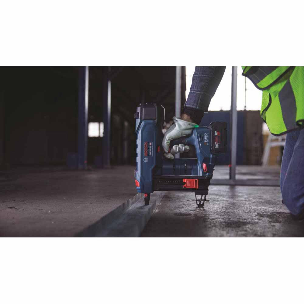 Bosch GNB18V-12K14 PROFACTOR 18V Concrete Nailer Kit with (1) CORE18V 8 Ah High Performance Battery - 5