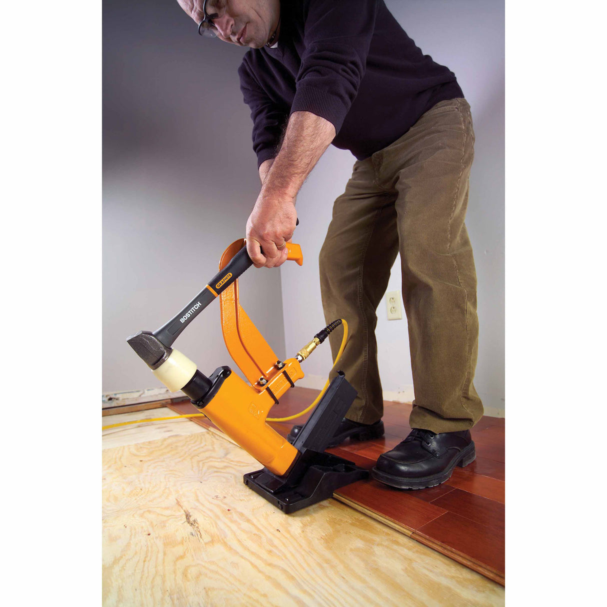 Bostitch MIIIFN Hardwood Flooring Cleat Nailer - 14