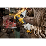 DeWalt DCG415W1 - 10