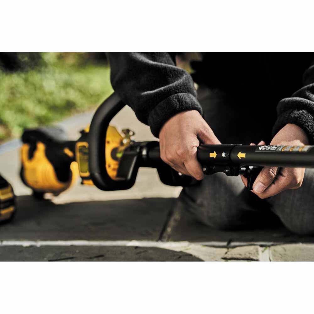 DEWALT DCST972X1 60V MAX* 17 in. Brushless Attachment Capable String Trimmer Kit - 19