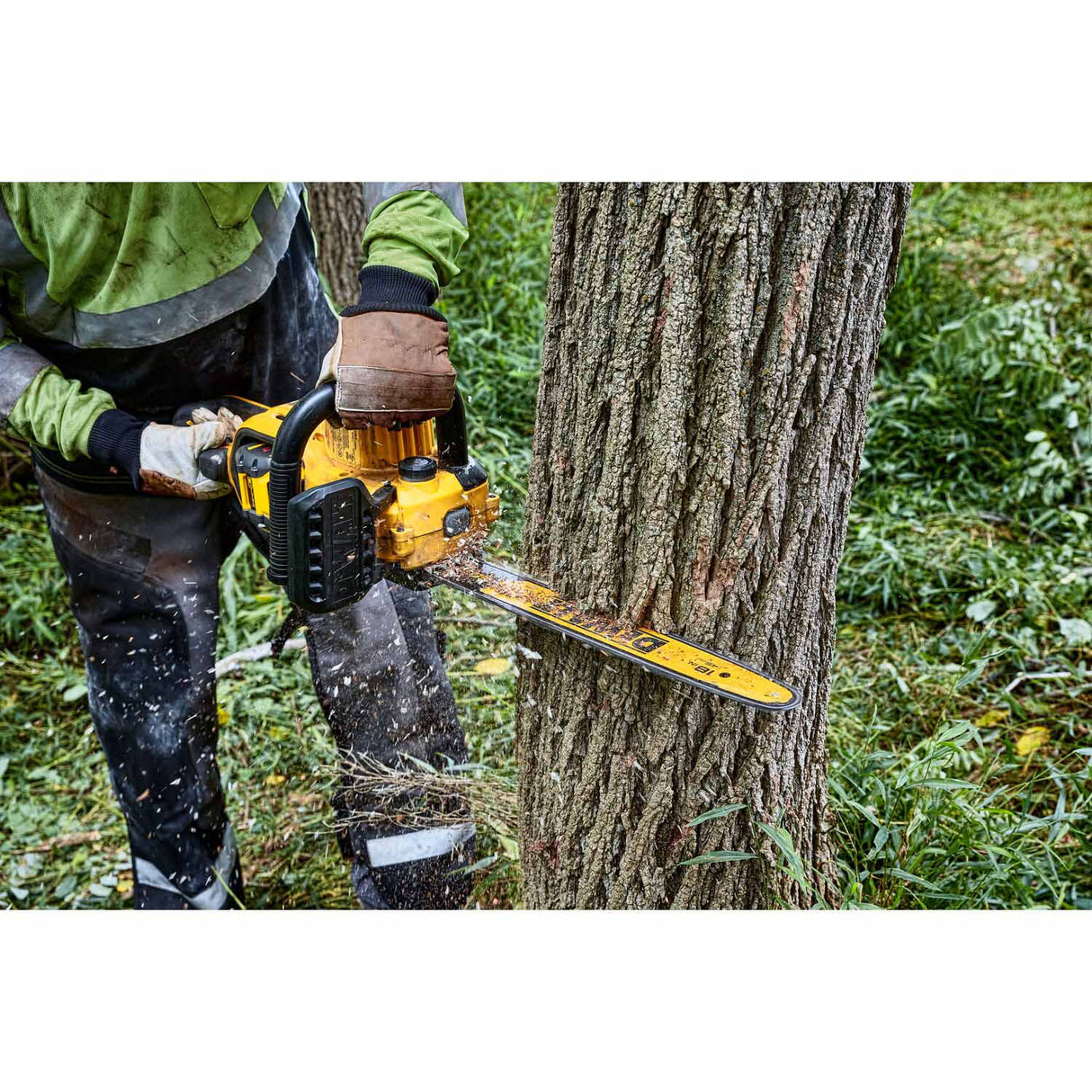 DeWalt DCCS672B 60V MAX* 18 in. Brushless Cordless Chainsaw (Tool Only) - 6