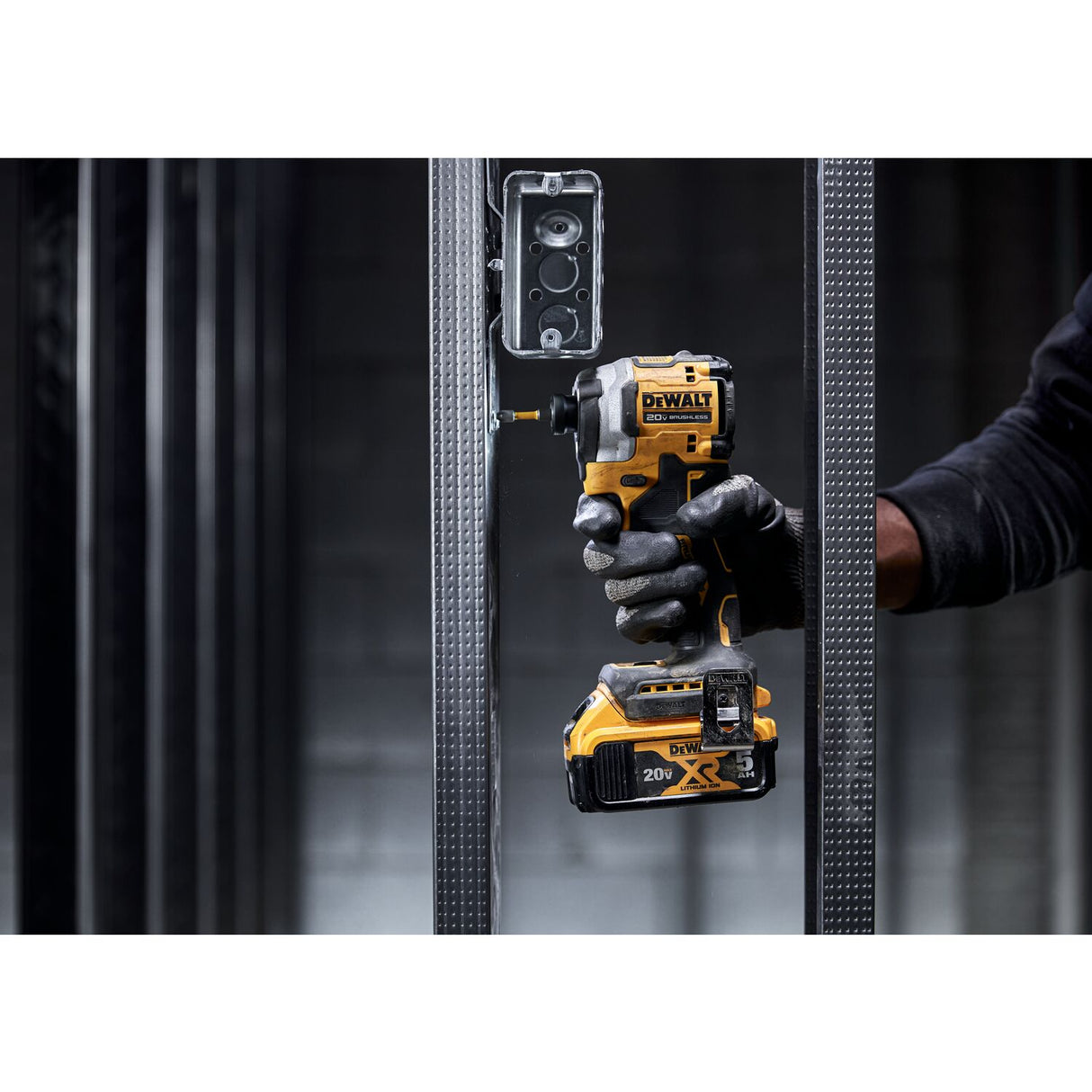 DeWalt DCF850P1 - 10