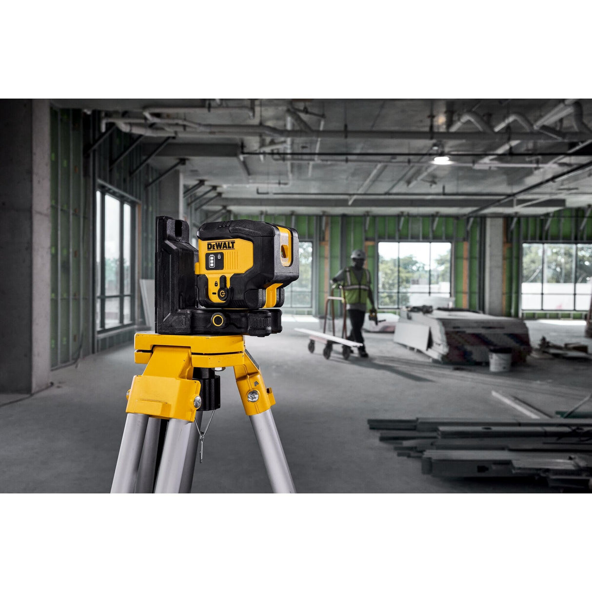 DeWalt  DCLE16031GB USB Rechargeable Green 3 Spot Laser - 6