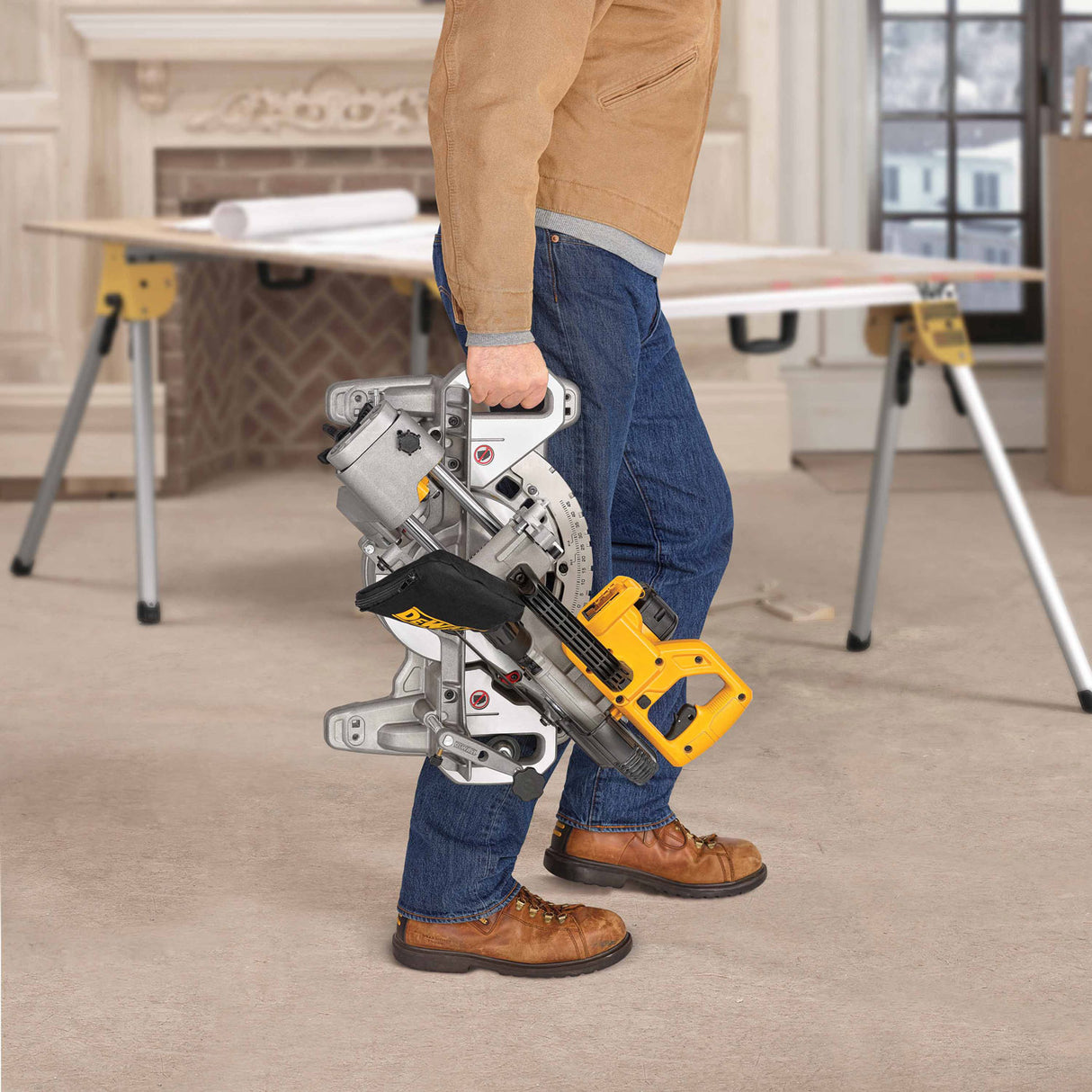 DeWalt DCS361M1 20V MAX 7-1/4" Cordless Sliding Miter Saw Kit - 5