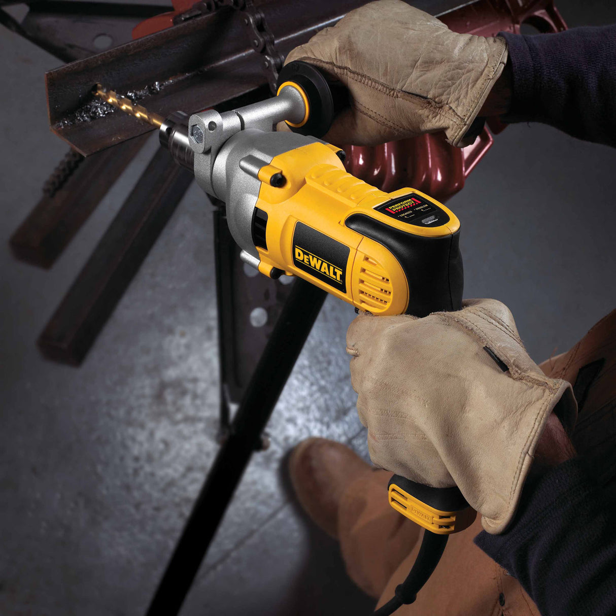 DeWalt DWD220 - 3