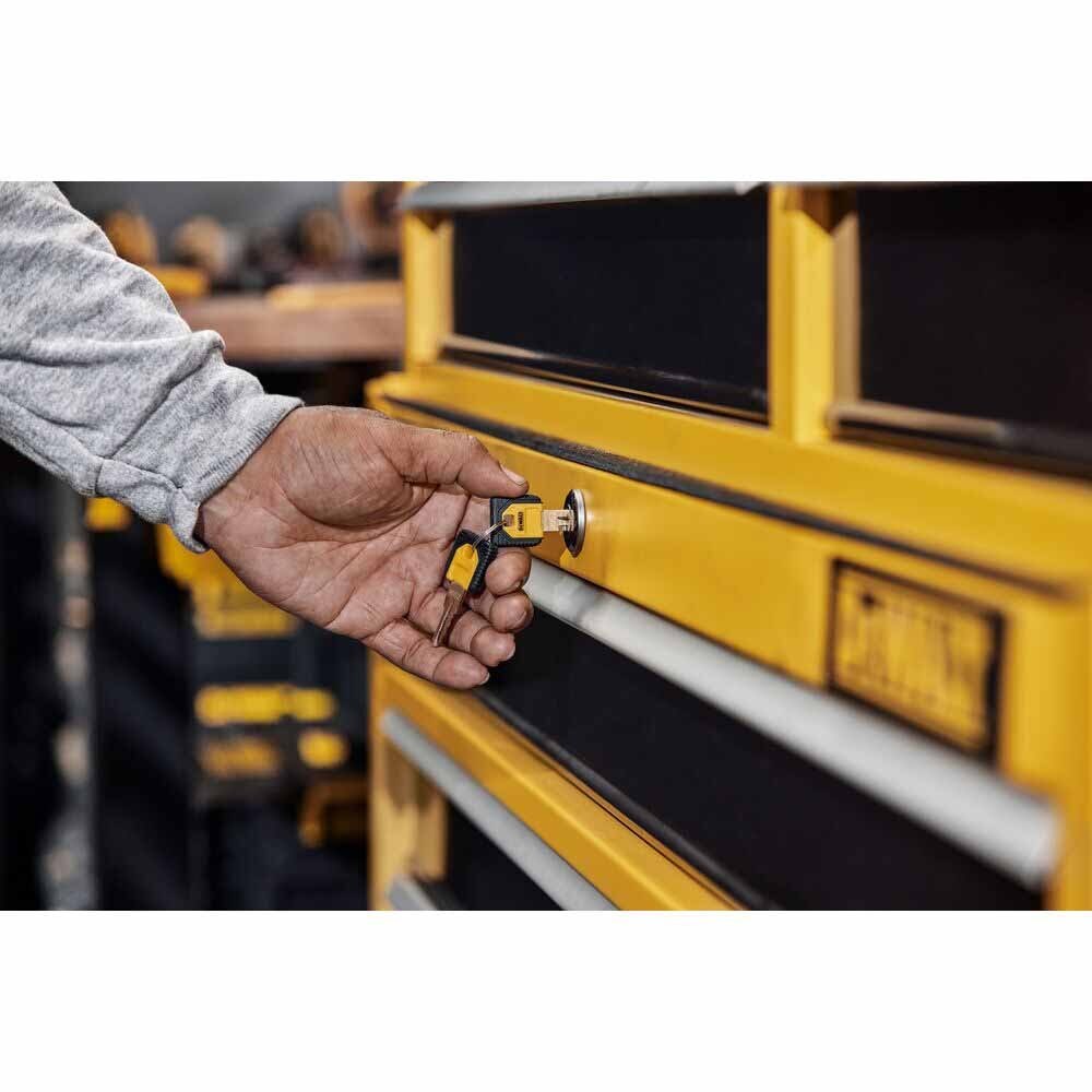 DeWalt DWST37041 37" Wide 4-Drawer 
Tool Chest - 8