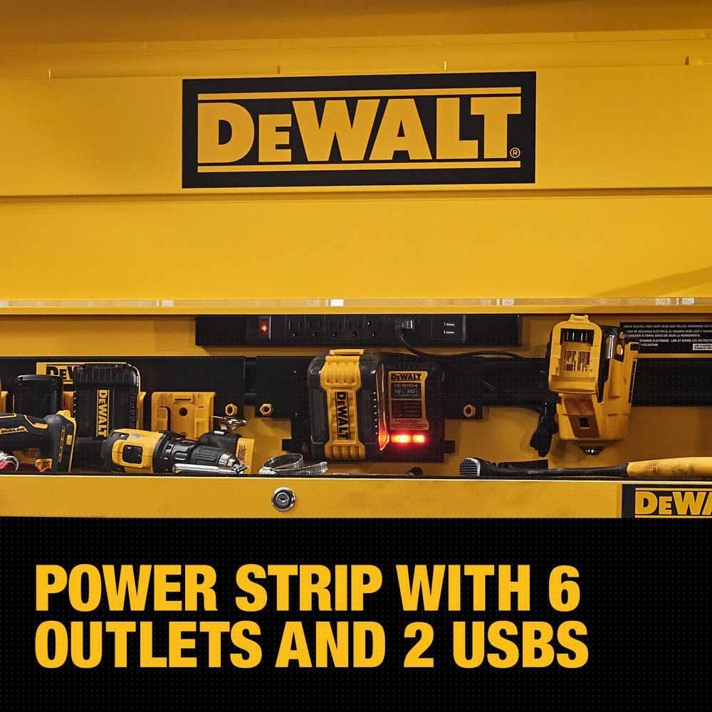 DeWalt DWST41061 41" Wide 6-Drawer 
Tool Chest - 5
