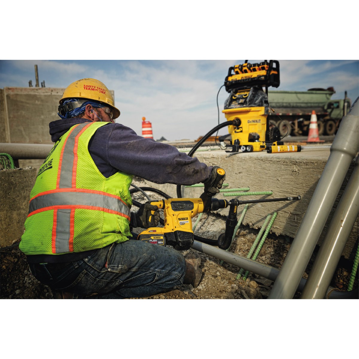 DeWalt DCH481B 60V MAX Brushless 1-9/16" SDS MAX Combo Hammer Bare Tool - 4