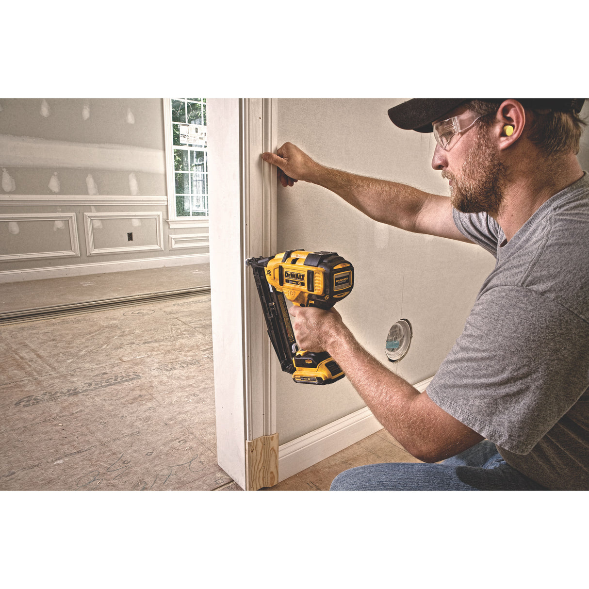 DeWalt DCN660B 20V MAX 16Ga Angled Cordless Finish Nailer Bare Tool - 7