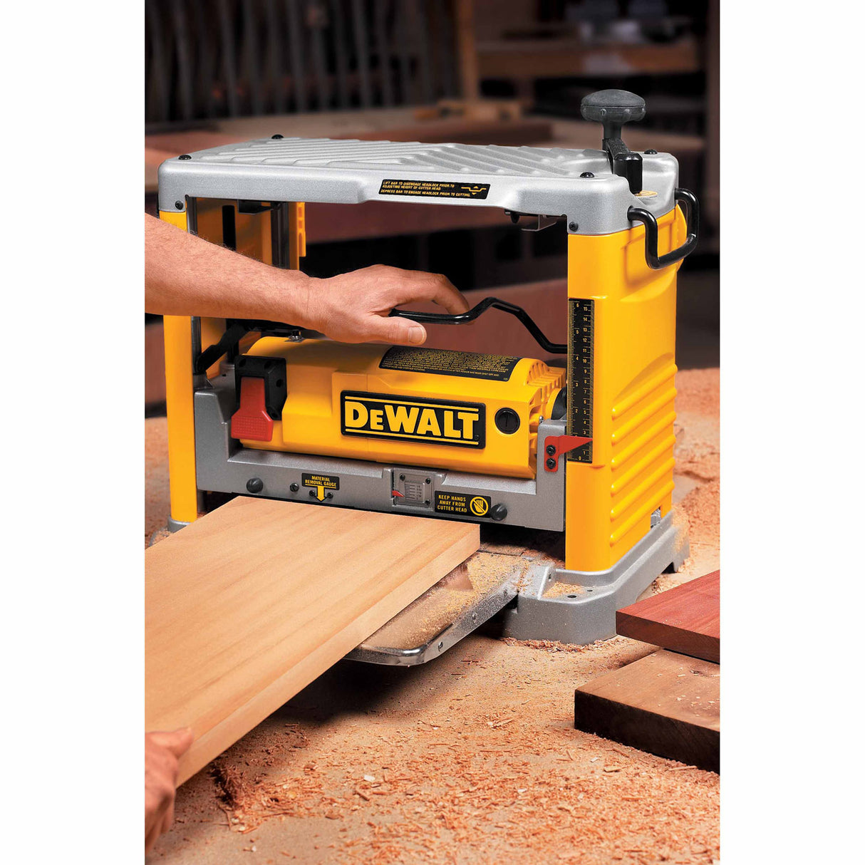 DeWalt DW734 Heavy-Duty 12-1/2" Thickness Planer with Three Knife Cutter-Head - 8