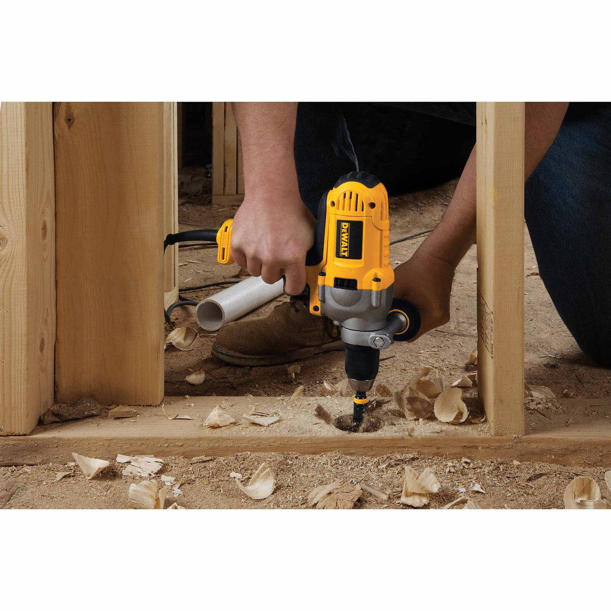 DeWalt DWD215G Heavy-Duty 1/2" VSR Mid-Handle Grip Drill with Keyless Chuck - 4