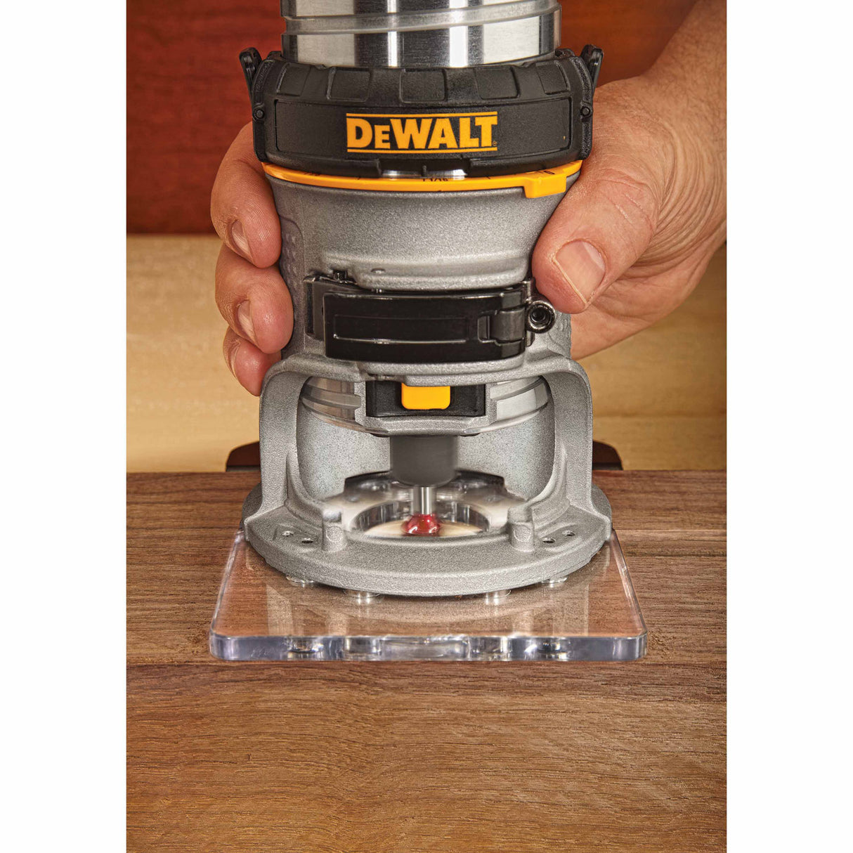 DeWalt DWP611 - 7