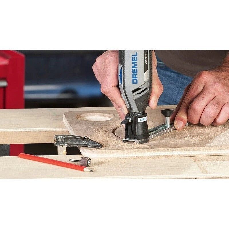 Dremel 678-02 Circle Cutter and Straight Edge Guide Attachment for Rotary Tools 3/4" to 12" - 2