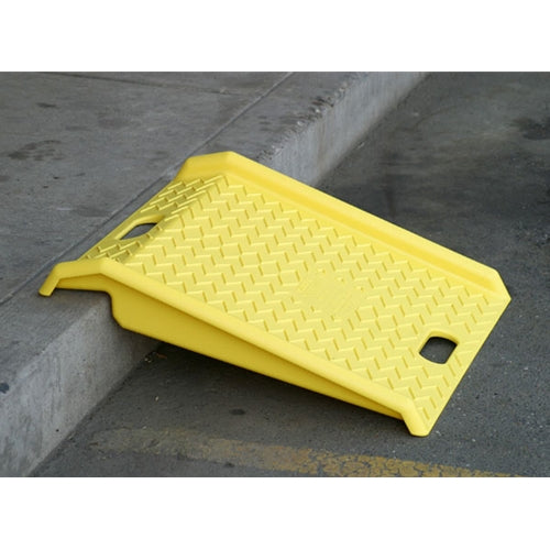 Eagle 1794 Poly Curb Ramp-Yellow (1000 # Load)