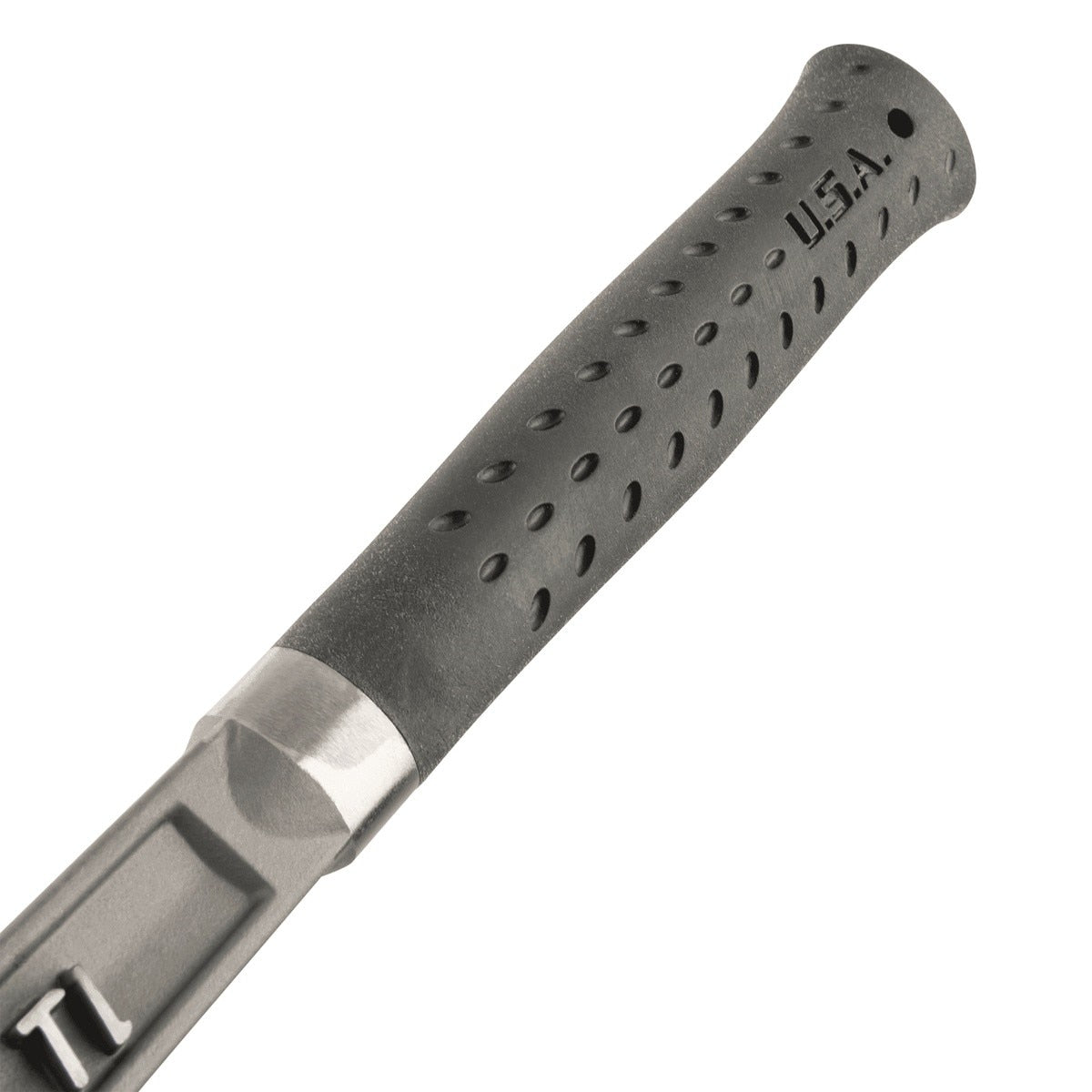 EstWing TIBK 16" 13 oz Black Smooth Face Titanium Hammer with Magnetic Nail Starter - 4