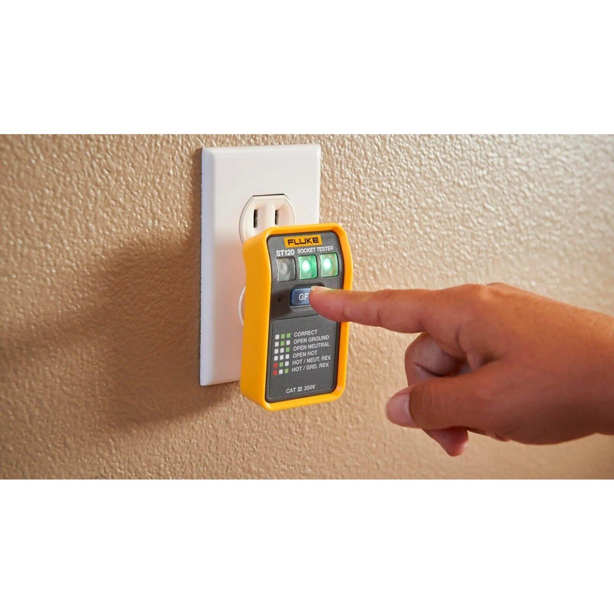 Fluke 6153363 Student Essential Electrical Safety Kit with Voltage and Outlet Testers, 1ACII/ST+/EIC - 3