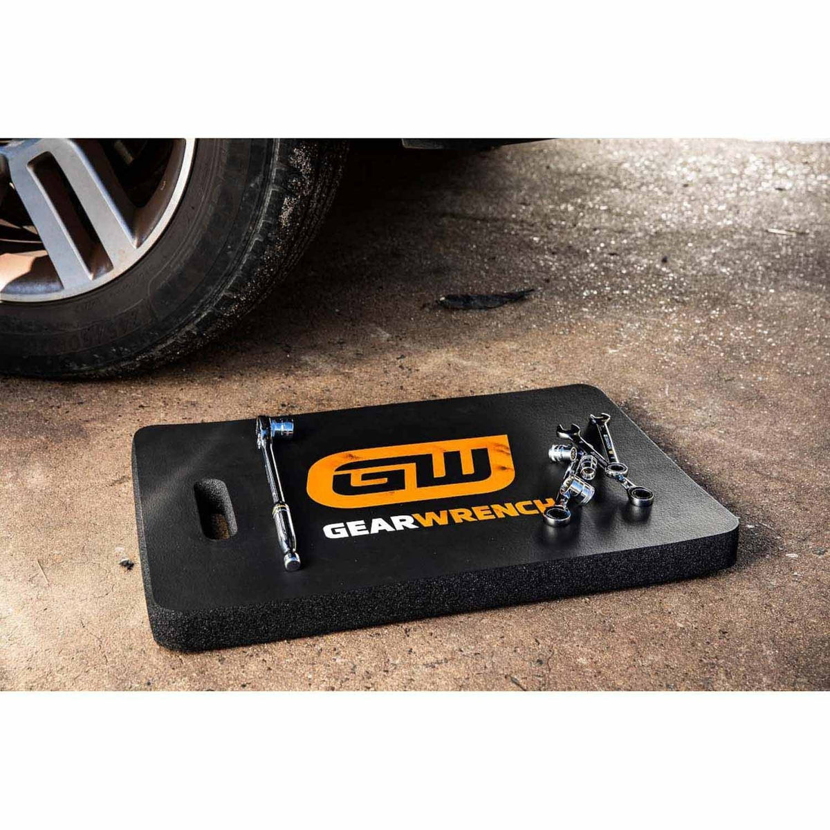 GearWrench GWKPL Large Ultra Comfort Kneeling Pad for Mechanics and Technicians - 5