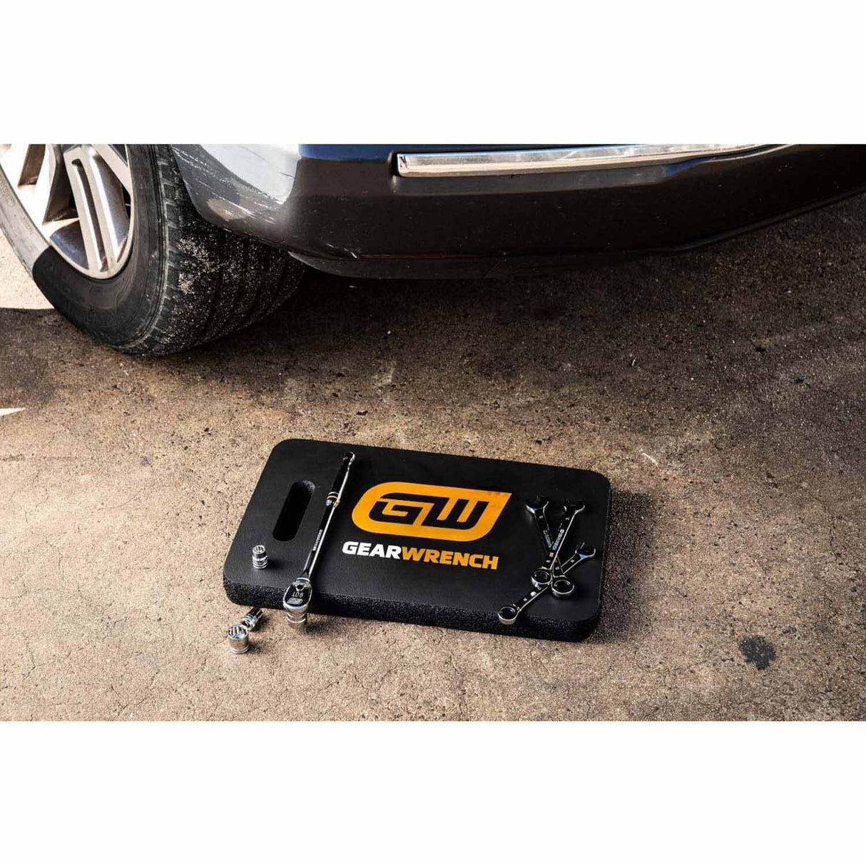 GearWrench GWKPS Small Ultra Comfort Kneeling Pad for Professional Mechanics and Technicians - 7