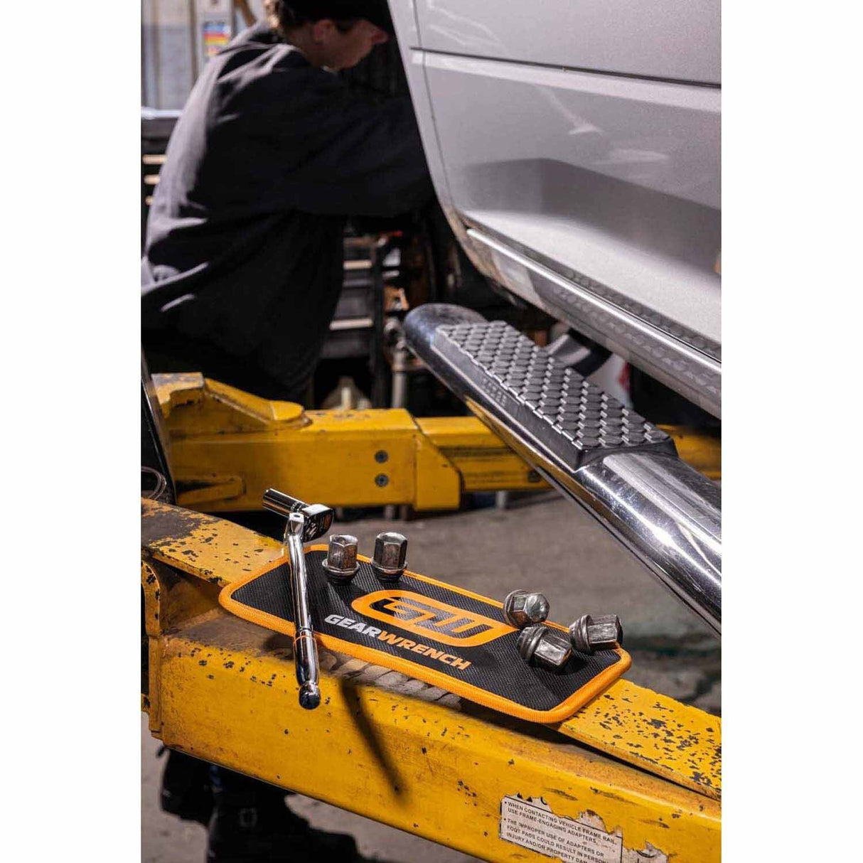 GearWrench GWMAGMAT126 12" X 6" High Strength Magnetic Tool Mat - 7