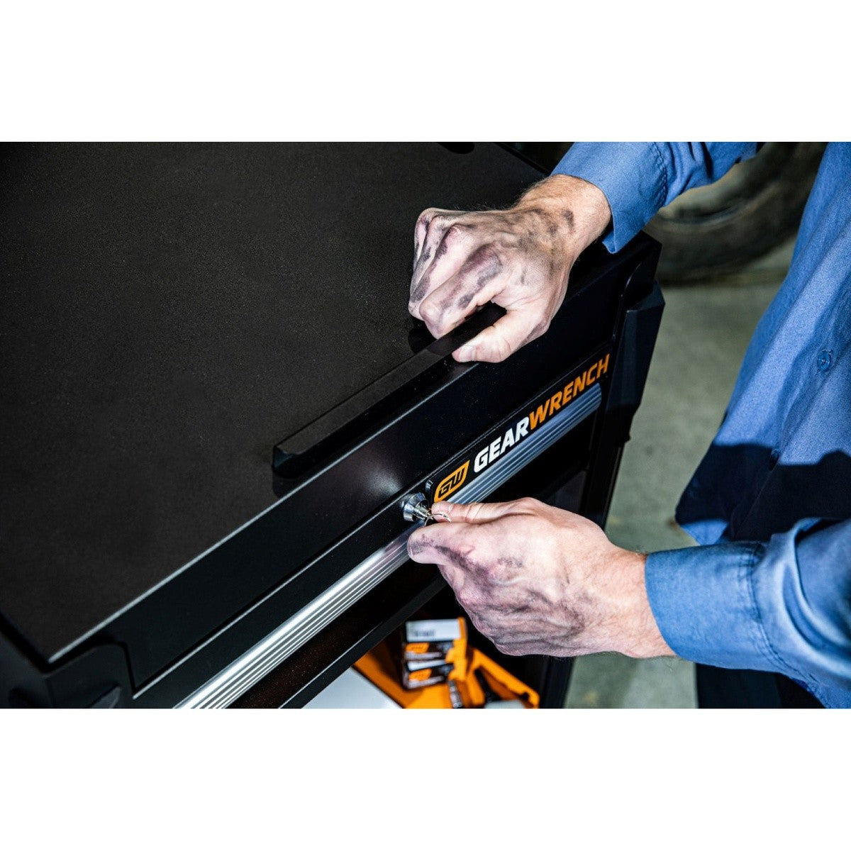 GearWrench GWSMARTMOD Diagnostic TPMS Set with 46" H Cart Tablet Tool Borescope (5 Piece Set) - 12