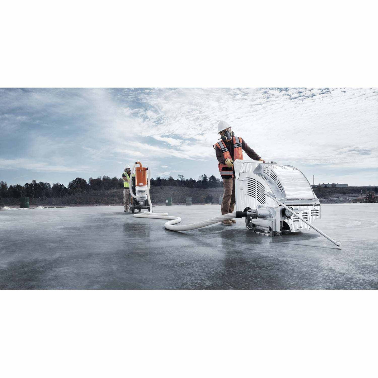 Husqvarna 966845604 Soff-Cut 4200 Early-Entry Concrete Saw with Vacuum Port - 3