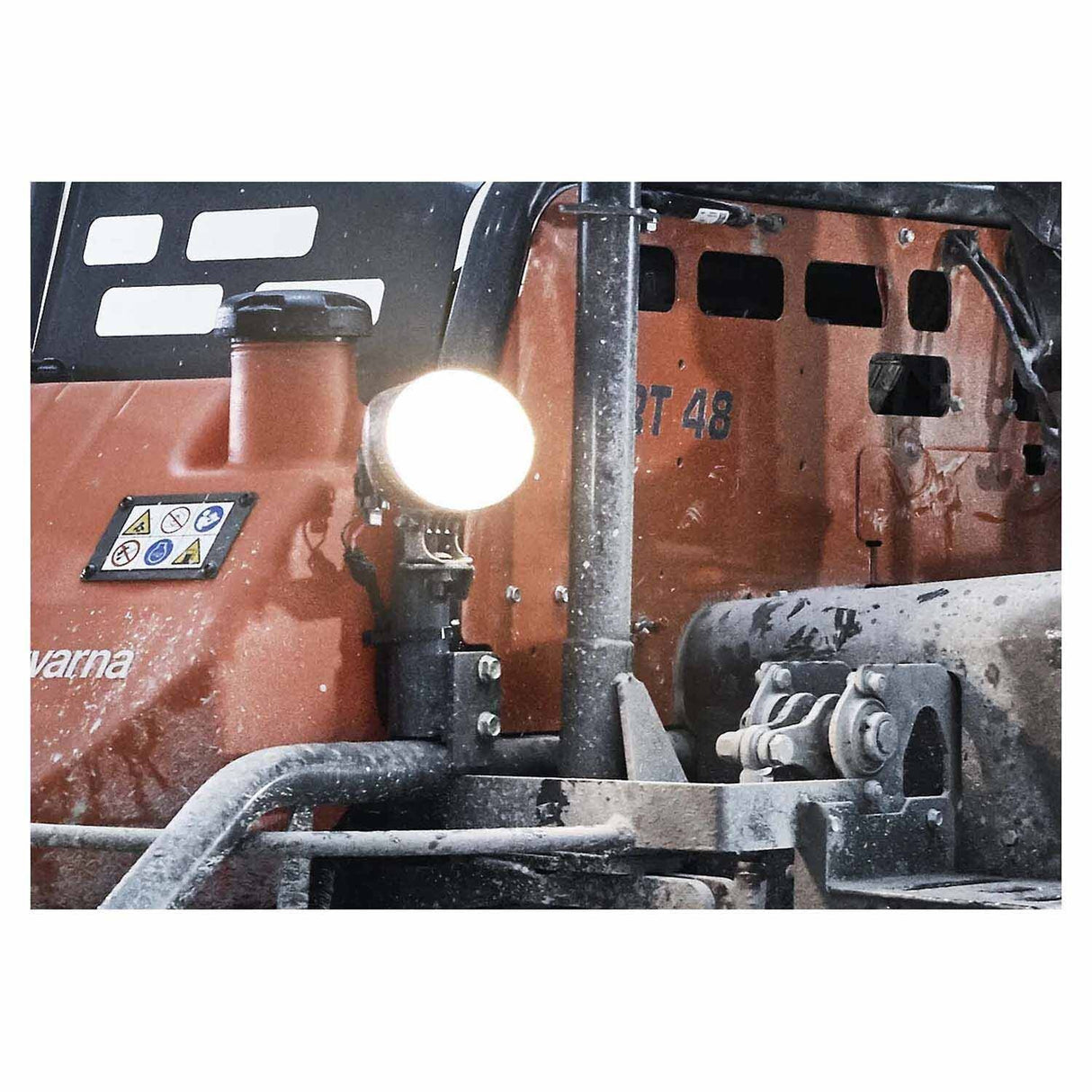 Husqvarna 970461603 CRT 48 Ride-On Power Trowel, 48 in Troweling Diameter, 57 hp Petrol Engine - 7