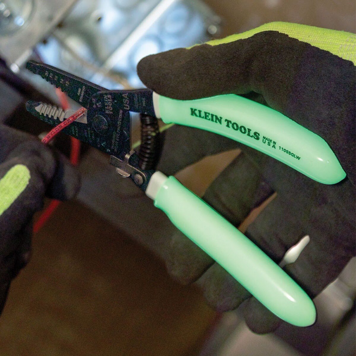 Klein 11055GLW High-Visibility Klein-Kurve Wire Stripper / Cutter (Each) - 7