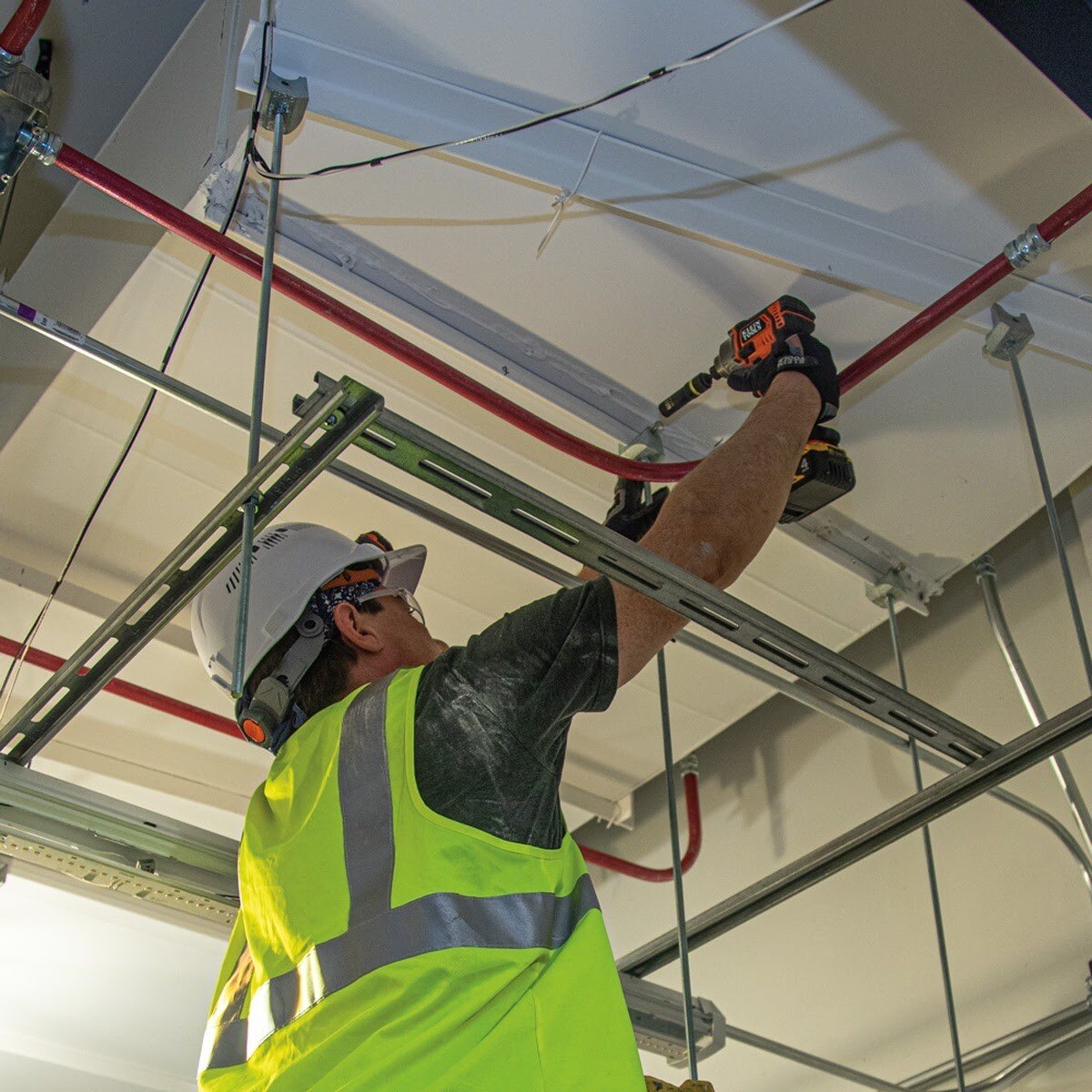 Klein 66011 2-in-1 12-Point Impact Socket, 1/2 in. and 3/8 in. Sizes - 10