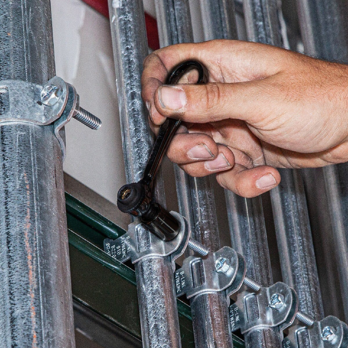 Klein 85515 Multi-Bit Screwdriver and Nut Driver Set (3 Piece) - 7