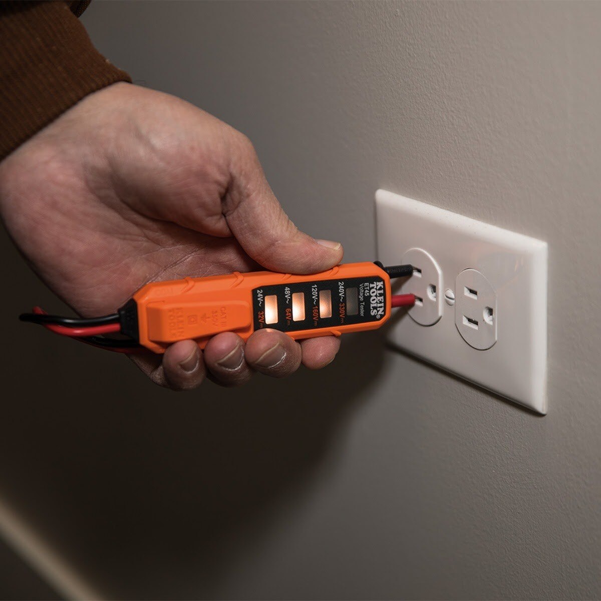 Klein ET45VP AC/DC Voltage and GFCI Receptacle Outlet Test Kit (2 Piece) - 10