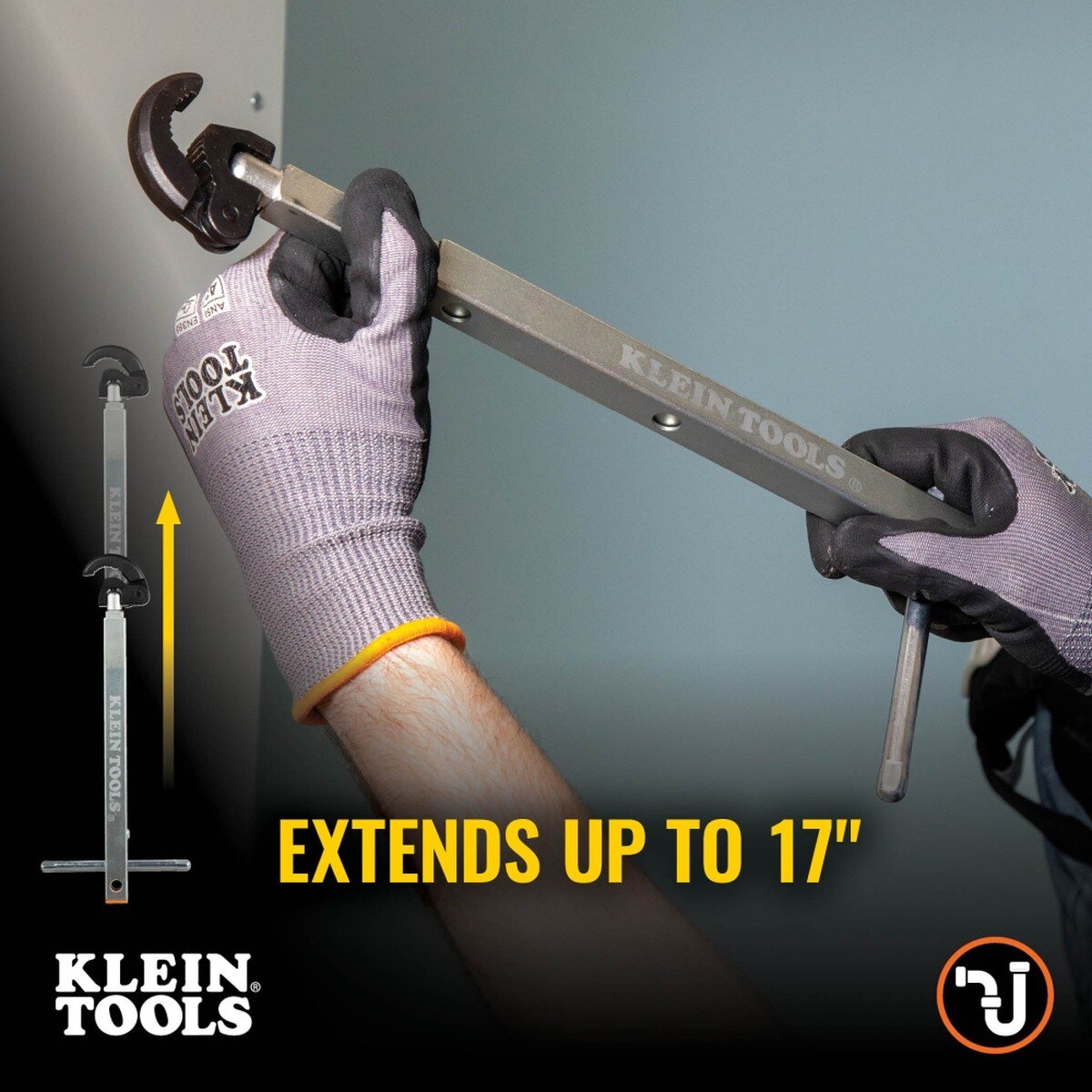 Klein Tools 68232 1-1/4 Inch Adjustable Telescoping Basin Wrench with Spring Action Jaw - 7