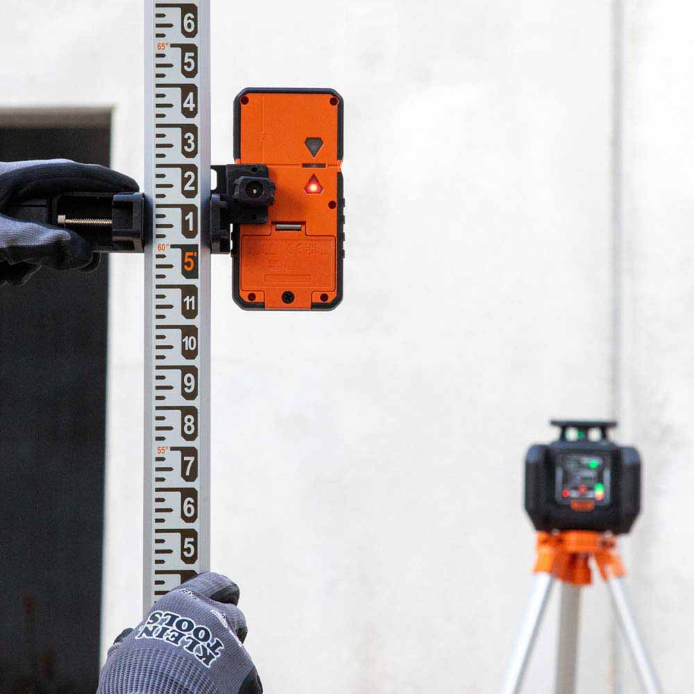 Klein 93RLS Green Rotary Laser Level, Self-Leveling with Plumb Spot and Tripod - 2