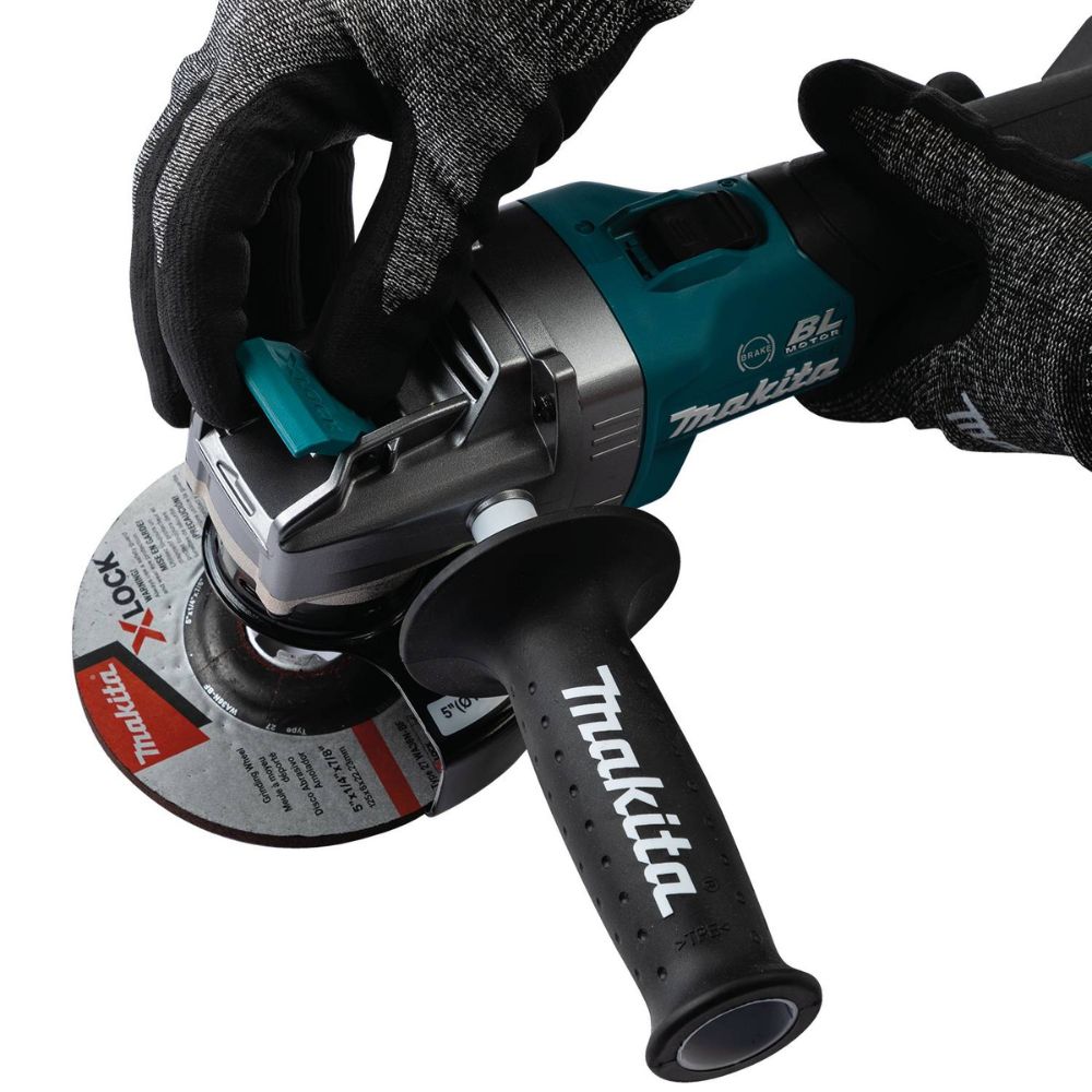 Makita GAG11M1 40V max XGT Brushless Cordless 4-1/2" / 5" X-LOCK Angle Grinder Kit, with Electric Brake, AWS Capable (4.0Ah) - 9