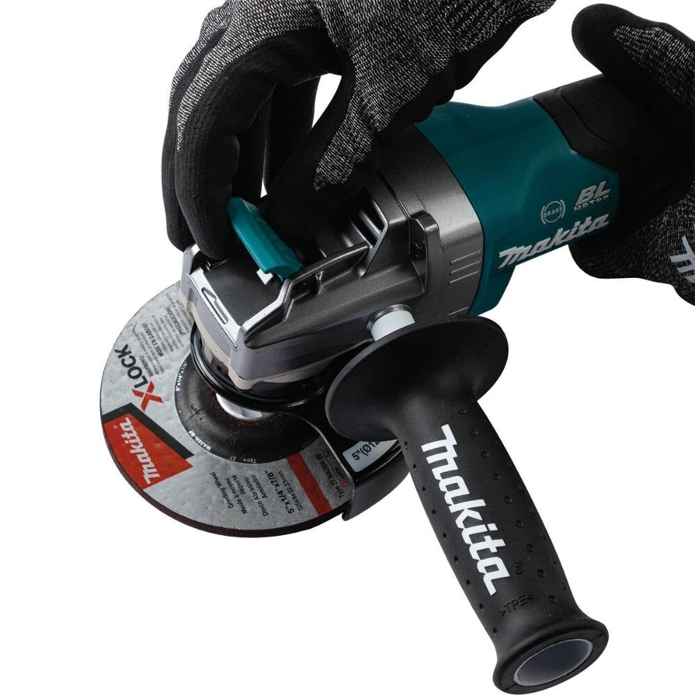 Makita GAG13M1 40V max XGT Brushless Cordless 4-1/2" / 5" X-LOCK Paddle Switch Angle Grinder Kit, with Electric Brake (4.0Ah) - 8