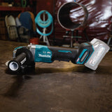 Makita GAG13Z 40V max XGT Brushless Cordless 4-1/2" / 5" X-LOCK Paddle Switch Angle Grinder, with Electric Brake, Tool Only - 8